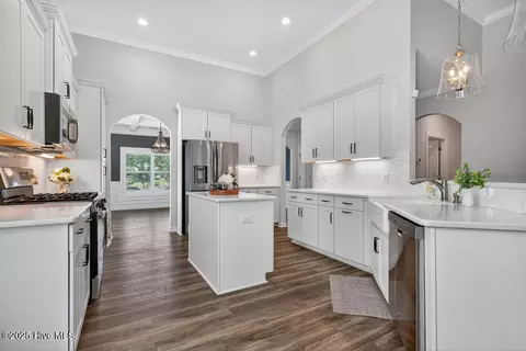 1357 Lt Congleton Rd, Wilmington, NC 28409 photo 6