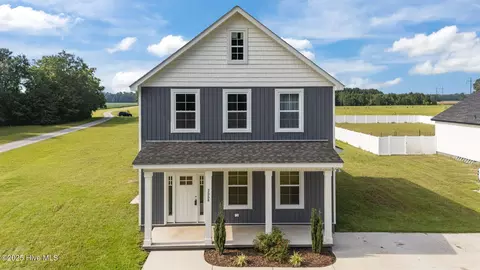 3558 Old Creek Rd, Greenville, NC 27834