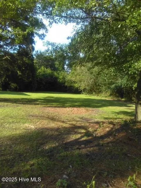4905 Ivanhoe Rd, Wilmington, NC 28411