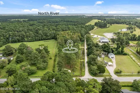 1050 Highway 101, Beaufort, NC 28516