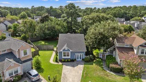 2006 Muirfield Ct, Wilmington, NC 28403