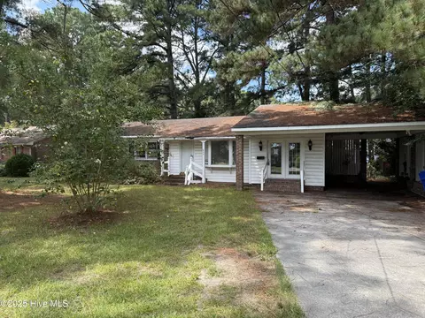 623 Curtis St N, Ahoskie, NC 27910