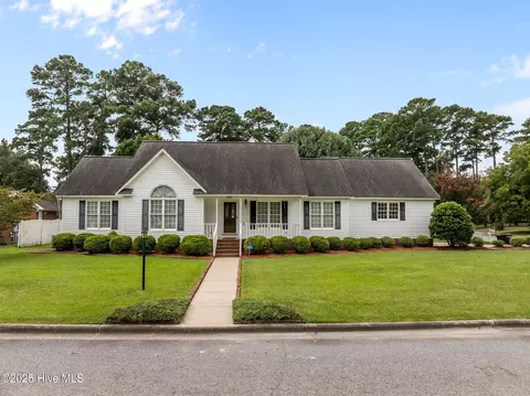 4205 W West Prince Rd, Farmville, NC 27828