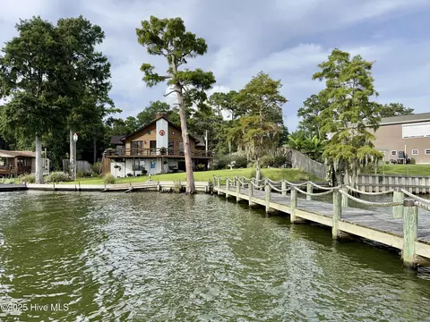 123 Cherokee Trl, Hertford, NC 27944