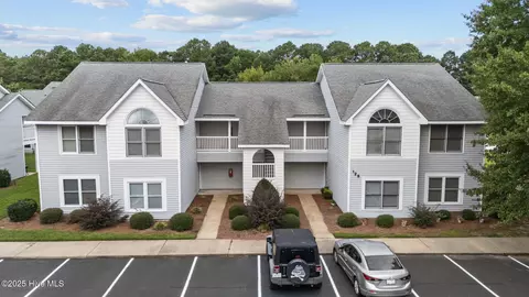 125 W Victoria Ct #A, Greenville, NC 27834