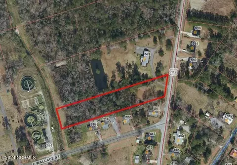 2 N Timberly Ln, Burgaw, NC 28425