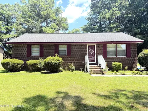 621 Walton Cir, Rocky Mount, NC 27801