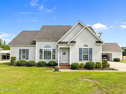 2007 Ida And Mary Mclawhorn Rd, Greenville, NC 27858