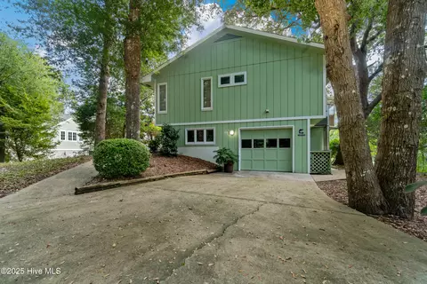 Exterior - 160 Arborvitae Dr, Pine Knoll Shores, NC 28512 photo 10 of 14