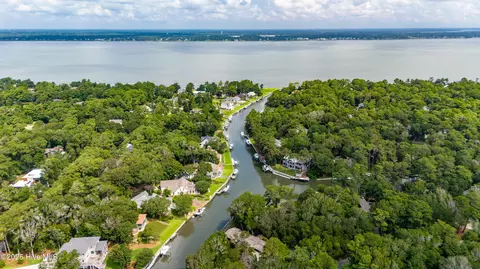 View/Area - 160 Arborvitae Dr, Pine Knoll Shores, NC 28512 photo 12 of 24