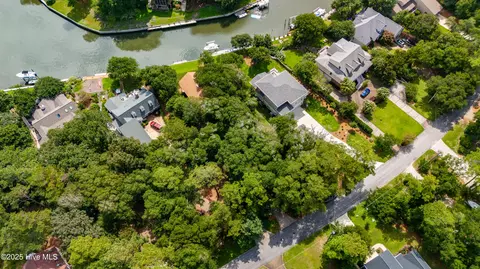 View/Area - 160 Arborvitae Dr, Pine Knoll Shores, NC 28512 photo 8 of 24