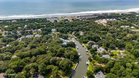 View/Area - 160 Arborvitae Dr, Pine Knoll Shores, NC 28512 photo 14 of 24