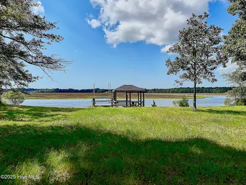 464 Herring Gull Ct SE, Bolivia, NC 28422