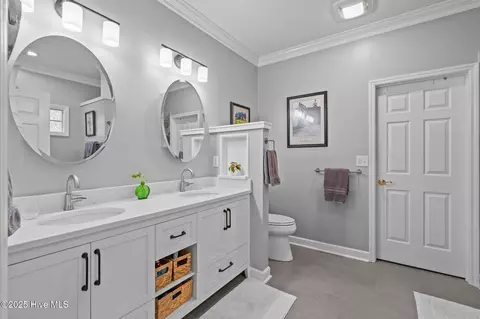 Bath - 109 Florence Dr, Pinehurst, NC 28374 photo 1 of 3