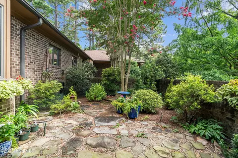 Exterior - 109 Florence Dr, Pinehurst, NC 28374 photo 6 of 17