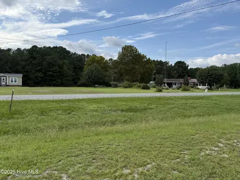 8274 Us-701 Hwy, Elizabethtown, NC 28337