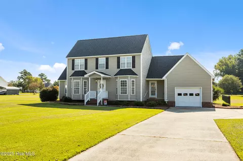 1307 Pine Needle Pl, Greenville, NC 27858