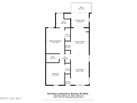702 Pirates Landing Dr, Beaufort, NC 28516