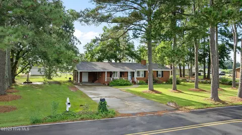 3235 Big Daddys Rd, Pikeville, NC 27863