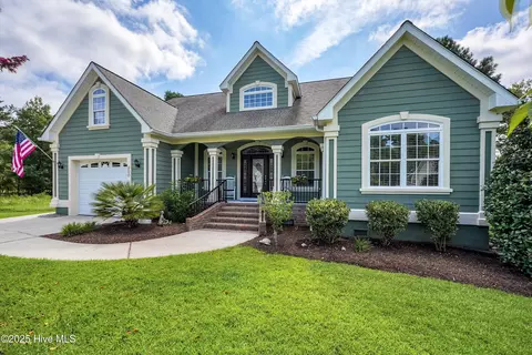 800 Marsh Rose Path NW, Calabash, NC 28467