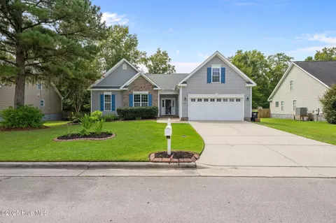 267 Sellhorn Blvd, New Bern, NC 28562