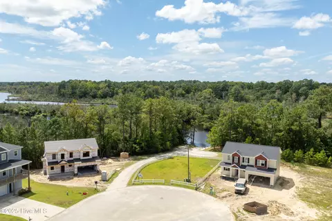 802 Jasmine Ln, Jacksonville, NC 28546 photo 8