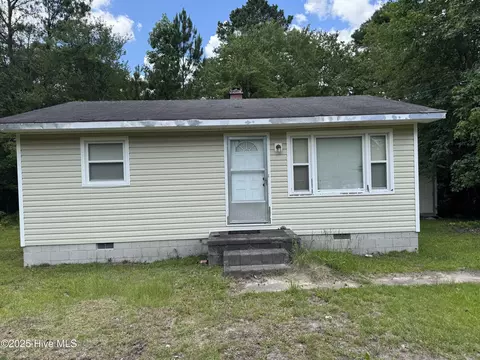 2235 Hines Farm Rd, Jacksonville, NC 28540