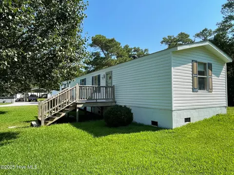 Exterior - 108 Conch Ct, Gloucester, NC 28528 photo 2 of 5