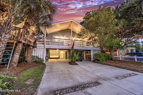 13 Myrtle Ct, Wrightsville Beach, NC 28480