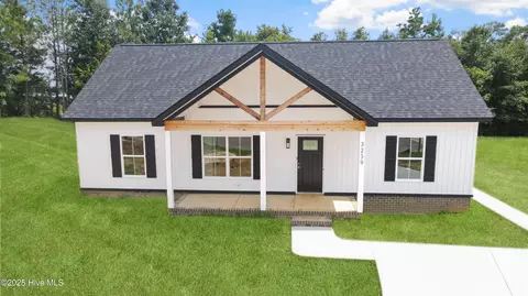 3239 Dolostone Ct SW, Wilson, NC 27893