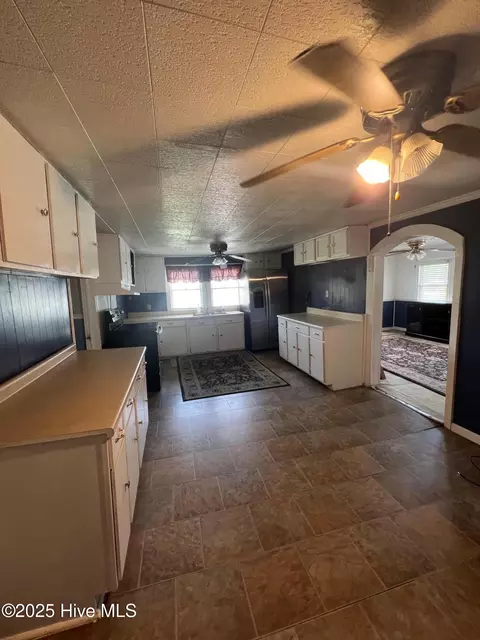 Kitchen - 33 Adams St, Chocowinity, NC 27817 photo 1 of 2