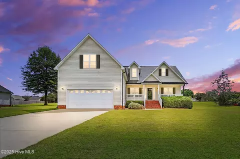 1152 Black Angus Dr, Garner, NC 27529