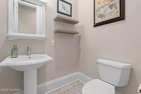Bath - 16 Mulbren Ct, Pinehurst, NC 28374 photo 5 of 8