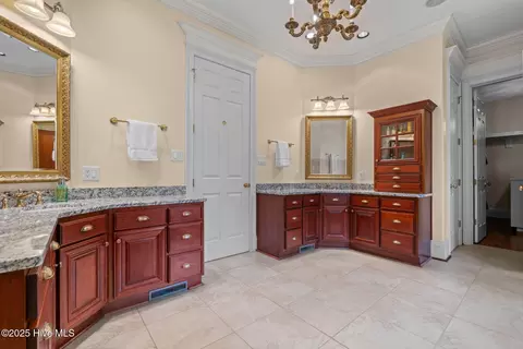 Bath - 16 Mulbren Ct, Pinehurst, NC 28374 photo 2 of 8