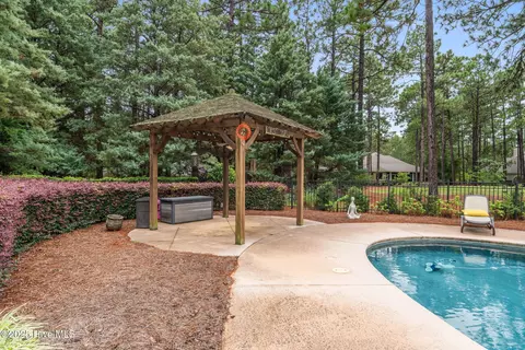 Exterior - 16 Mulbren Ct, Pinehurst, NC 28374 photo 3 of 9