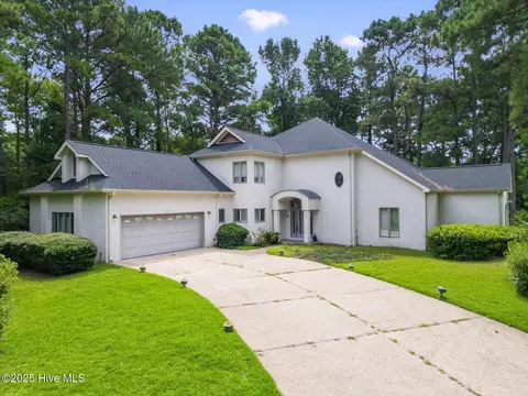 108 Rollingwood Cir, Sneads Ferry, NC 28460