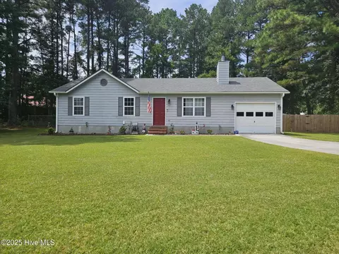 501 Greenleaf Ct, Jacksonville, NC 28540