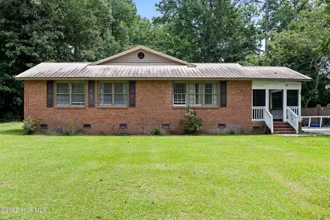 401 Dewitt St, Jacksonville, NC 28540