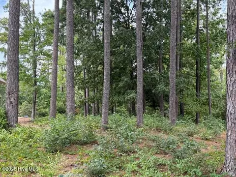 38 Robert Ct, Hertford, NC 27944