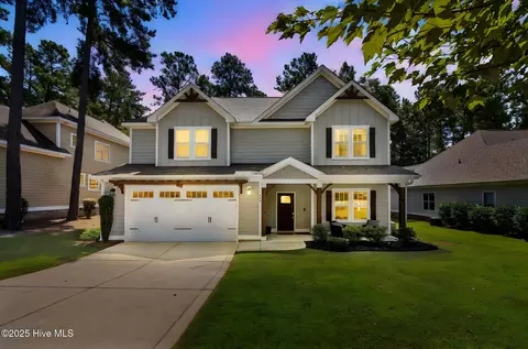 380 Legacy Lakes Way, Aberdeen, NC 28315