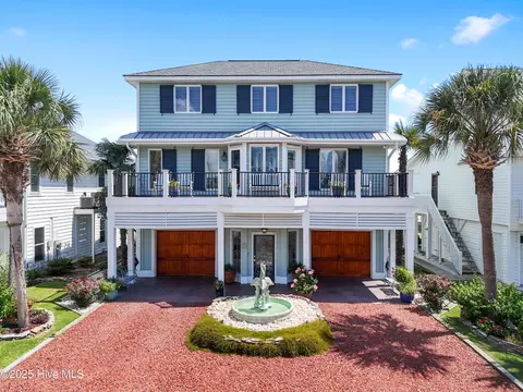 50 Scotland St, Ocean Isle Beach, NC 28469