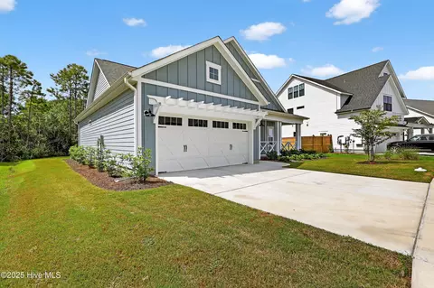 152 Coburn Ct, Hampstead, NC 28443 photo 3