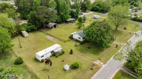 4 Castle Farms Rd, Castle Hayne, NC 28429