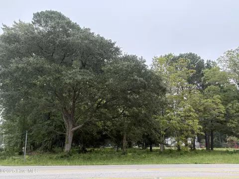 917 Bricklanding Rd SW, Shallotte, NC 28470