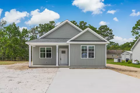 1060 Springdale Rd, Southport, NC 28461