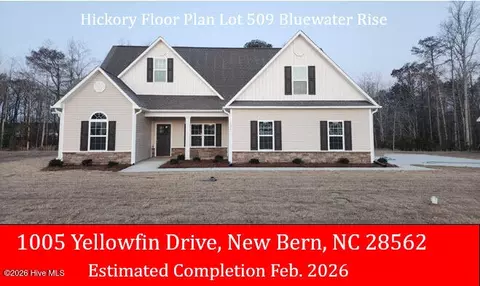 1005 Yellowfin Dr, New Bern, NC 28562