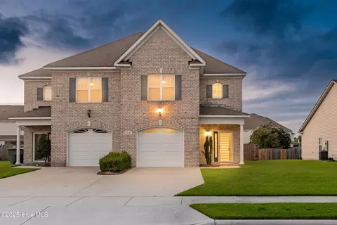 2041 Cambria Dr #B, Greenville, NC 27834