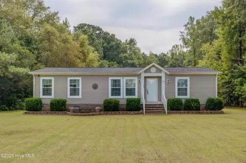 623 Big Four Rd, Currie, NC 28435