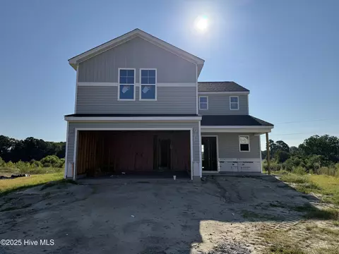 45 Emily Gardens Dr, Selma, NC 27576