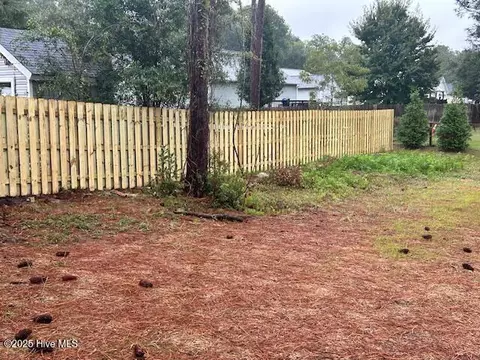 Exterior - 1996 E Boiling Spring Rd, Southport, NC 28461 photo 4 of 4